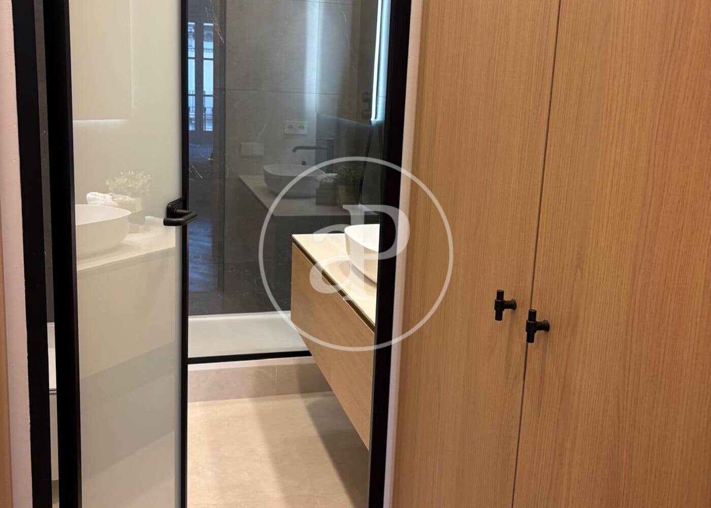3 soveværelse Lejlighed til salg i Barcelona by - € 1.410.000 (Ref: 9949769)