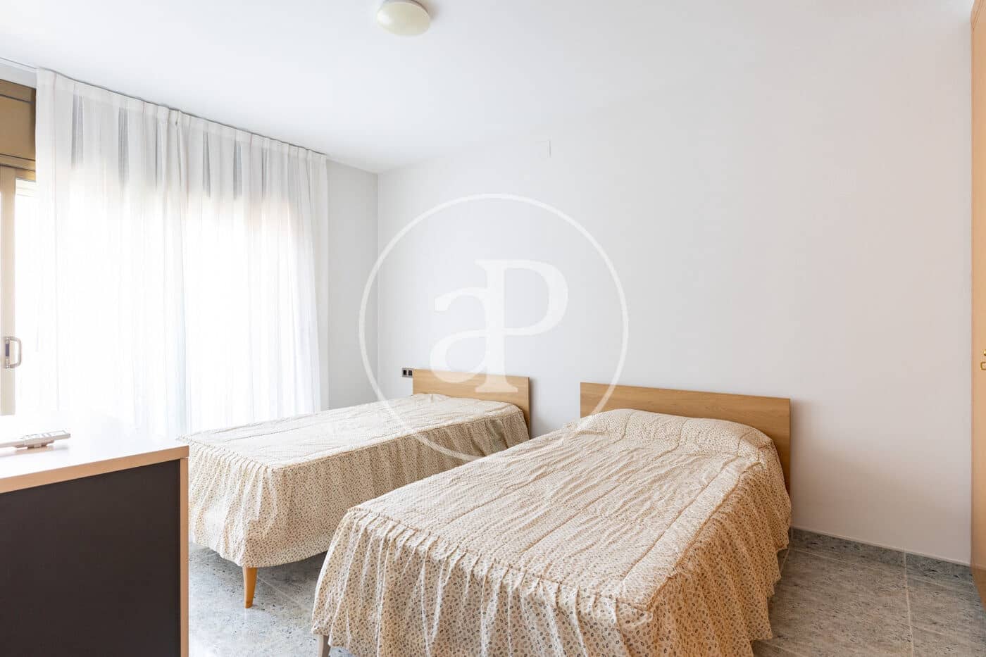 4 quarto Moradia para venda em Rubi - 485 000 € (Ref: 9949770)