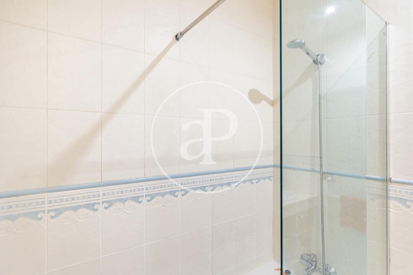 2 sovrum Lägenhet att hyra i Barcelona stad - 1 800 € (Ref: 9949771)