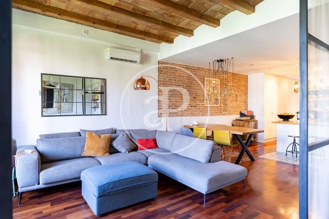 2 sovrum Lägenhet att hyra i Sant Antoni, Barcelona stad - 1 800 € (Ref: 9949771)