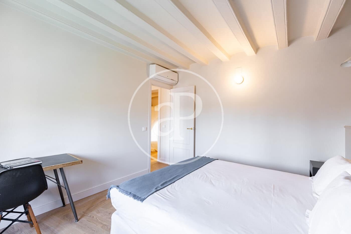 1 soveværelse Lejlighed til salg i Barcelona by med swimmingpool - € 450.000 (Ref: 9952613)
