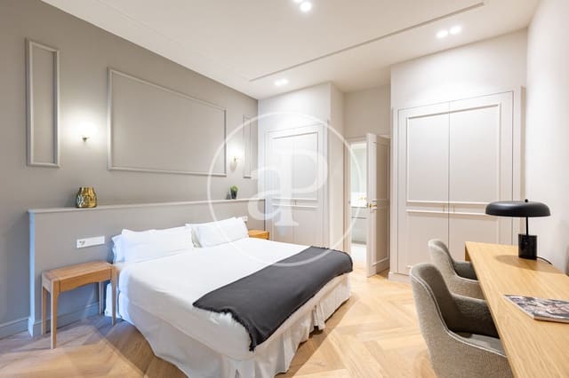 2 soveværelse Lejlighed til salg i Sant Pere, Santa Caterina i La Ribera, Barcelona by med swimmingpool - € 920.000 (Ref: 9952614)