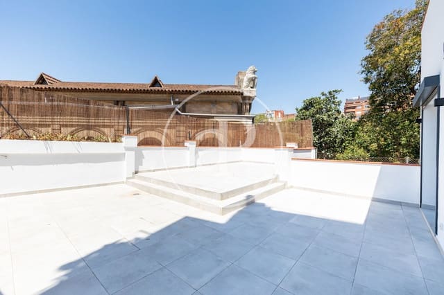 4 sovrum Lägenhet till salu i Sants, Barcelona stad - 950 000 € (Ref: 9952616)