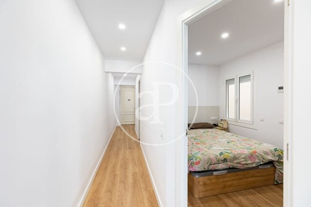 3 soverom Leilighet til salgs i L'Antiga Esquerra de L'Eixample, Barcelona by - € 480 000 (Ref: 9952617)