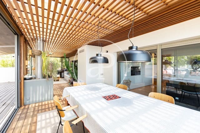 4 soveværelse Lejlighed til salg i Sant Gervasi - La Bonanova, Barcelona by med swimmingpool - € 2.790.000 (Ref: 9952618)