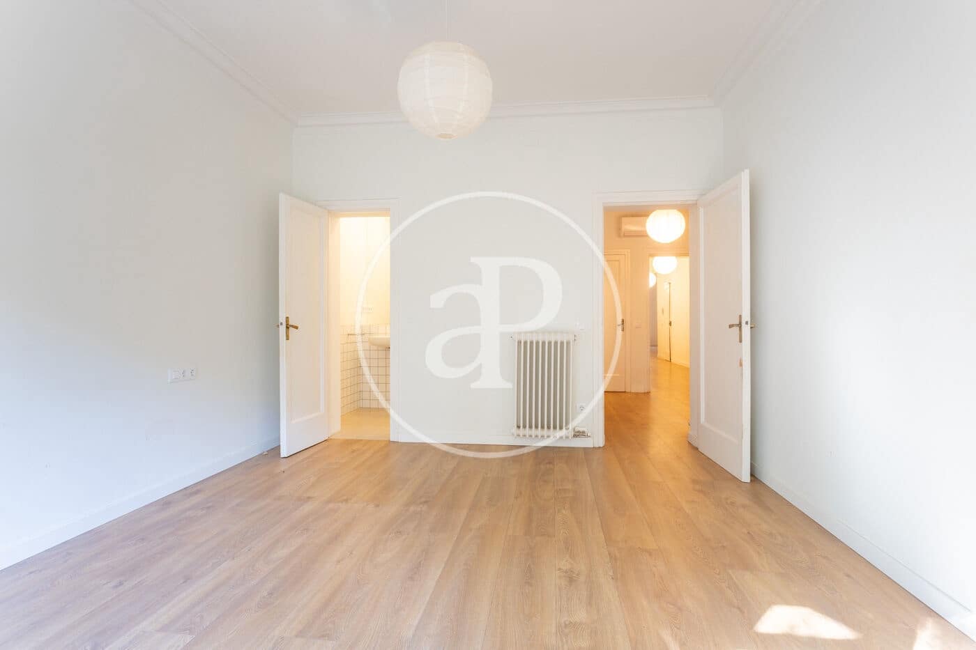 4 bedroom Apartment for rent in Barcelona city - € 3,100 (Ref: 9954222)