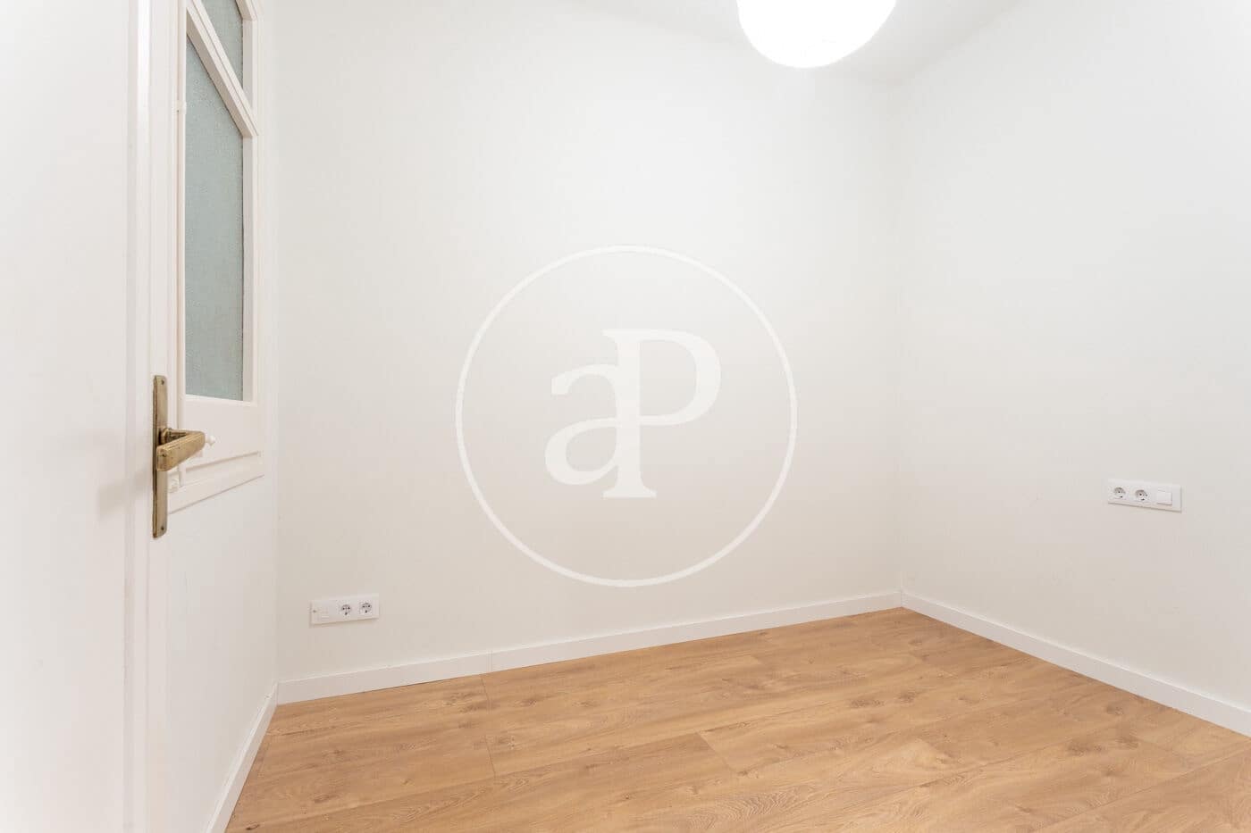 4 bedroom Apartment for rent in Barcelona city - € 3,100 (Ref: 9954222)