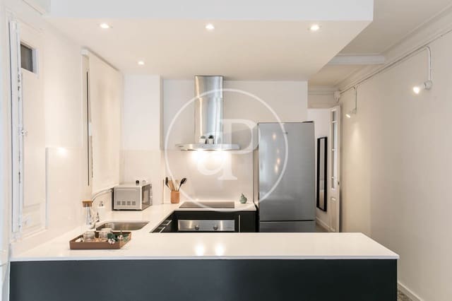 2 soveværelse Lejlighed til salg i El Poble Sec, Barcelona by - € 395.000 (Ref: 9954223)