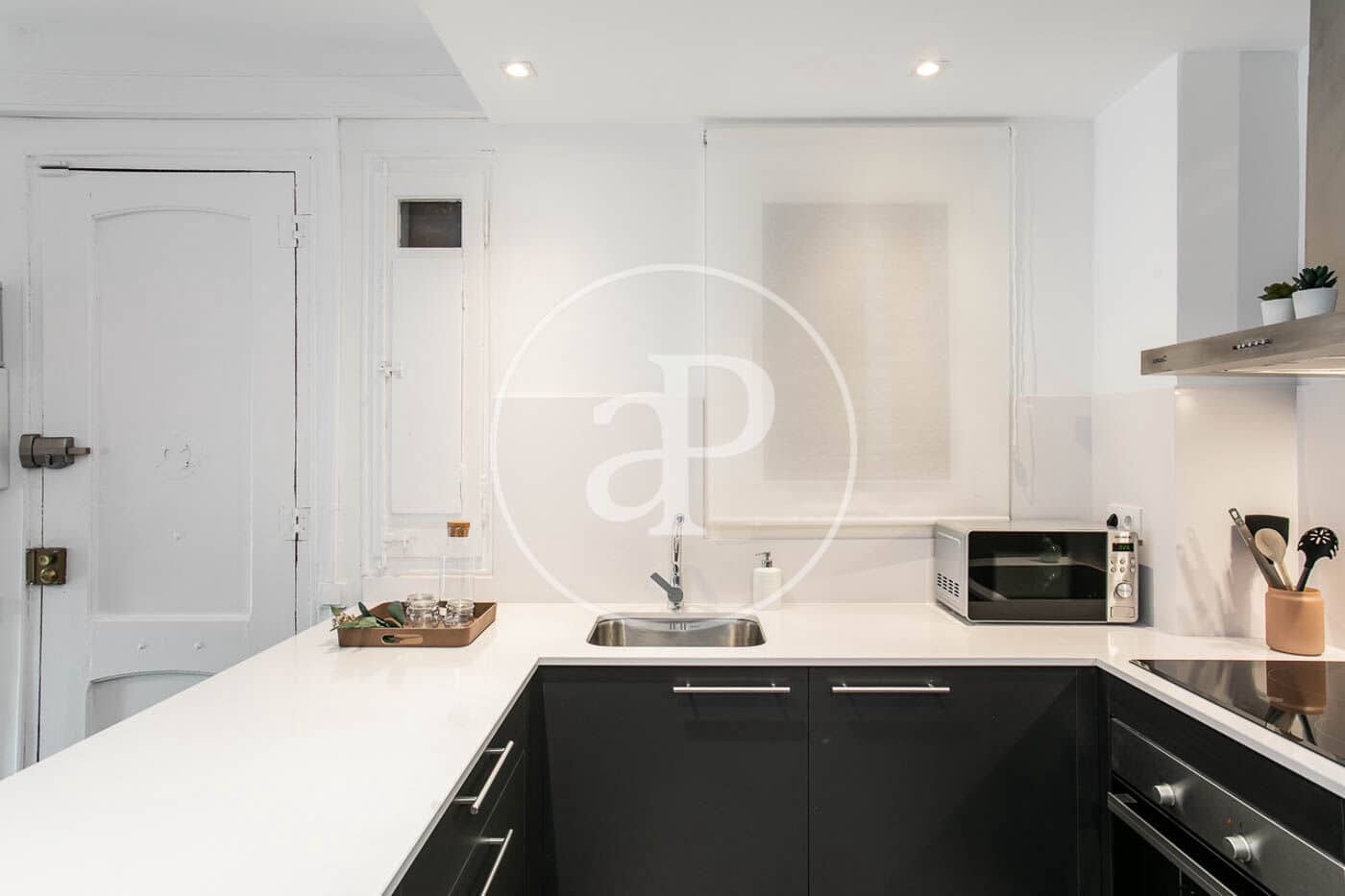 2 soveværelse Lejlighed til salg i Barcelona by - € 395.000 (Ref: 9954223)
