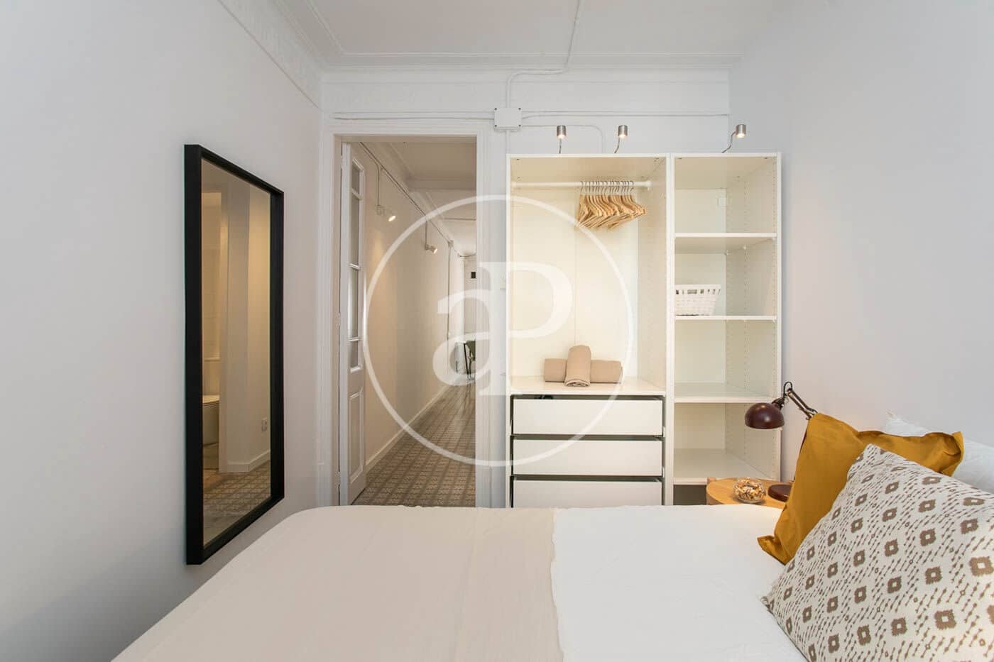 2 soveværelse Lejlighed til salg i Barcelona by - € 395.000 (Ref: 9954223)