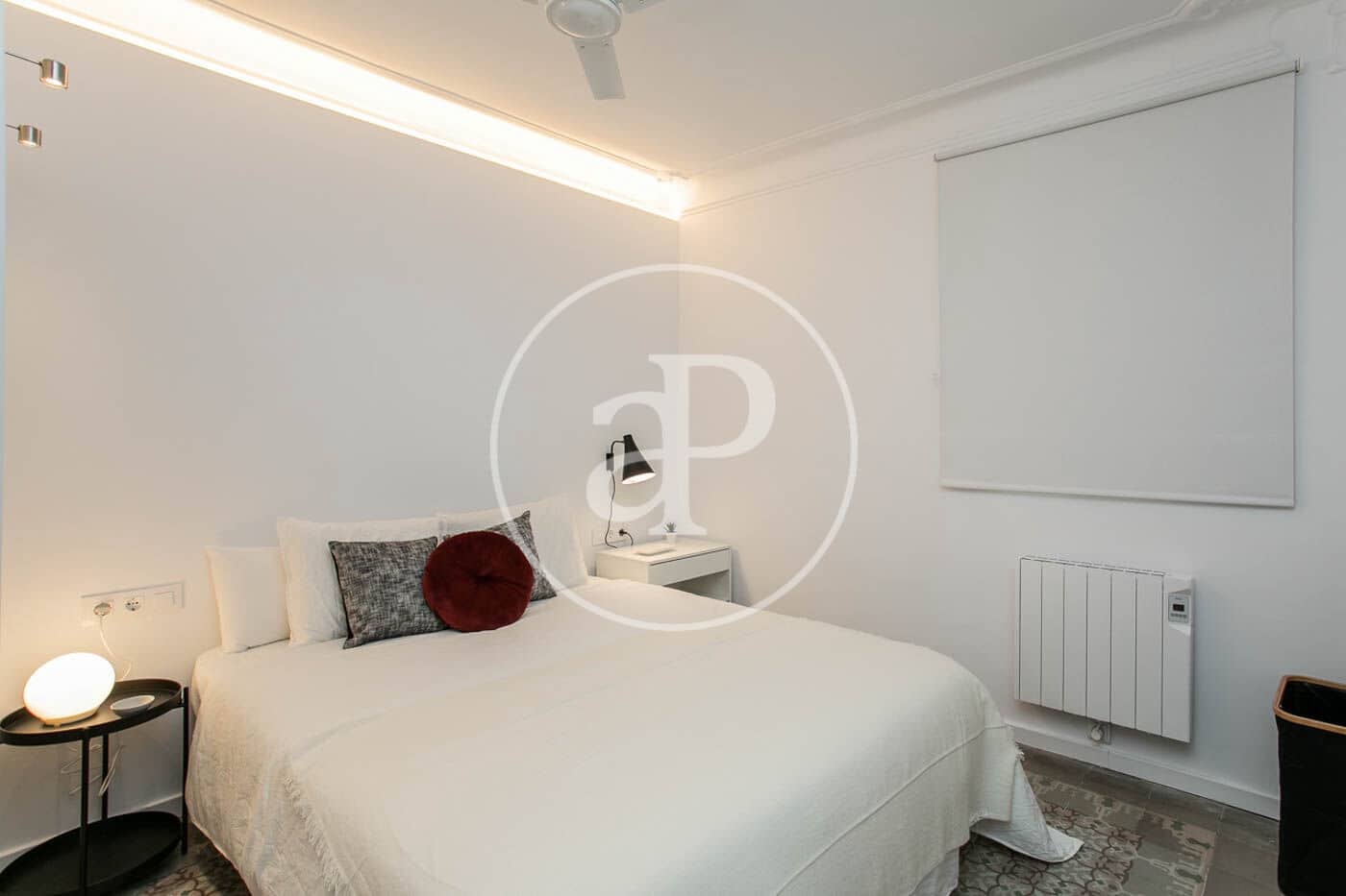 2 soveværelse Lejlighed til salg i Barcelona by - € 395.000 (Ref: 9954223)
