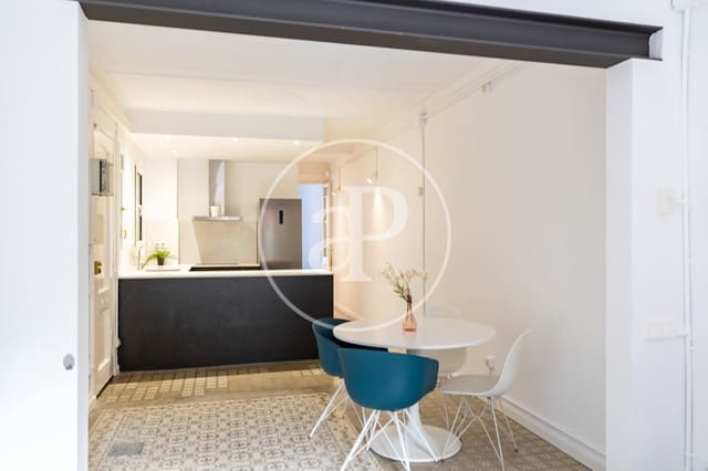 2 bedroom Apartment for sale in El Poble Sec, Barcelona city - € 395,000 (Ref: 9954223)