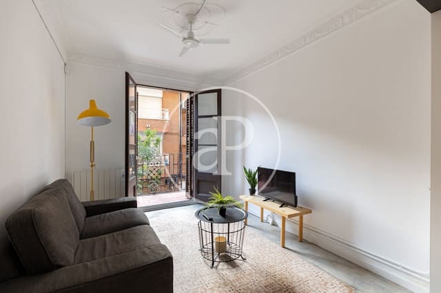 2 bedroom Apartment for sale in El Poble Sec, Barcelona city - € 395,000 (Ref: 9954223)