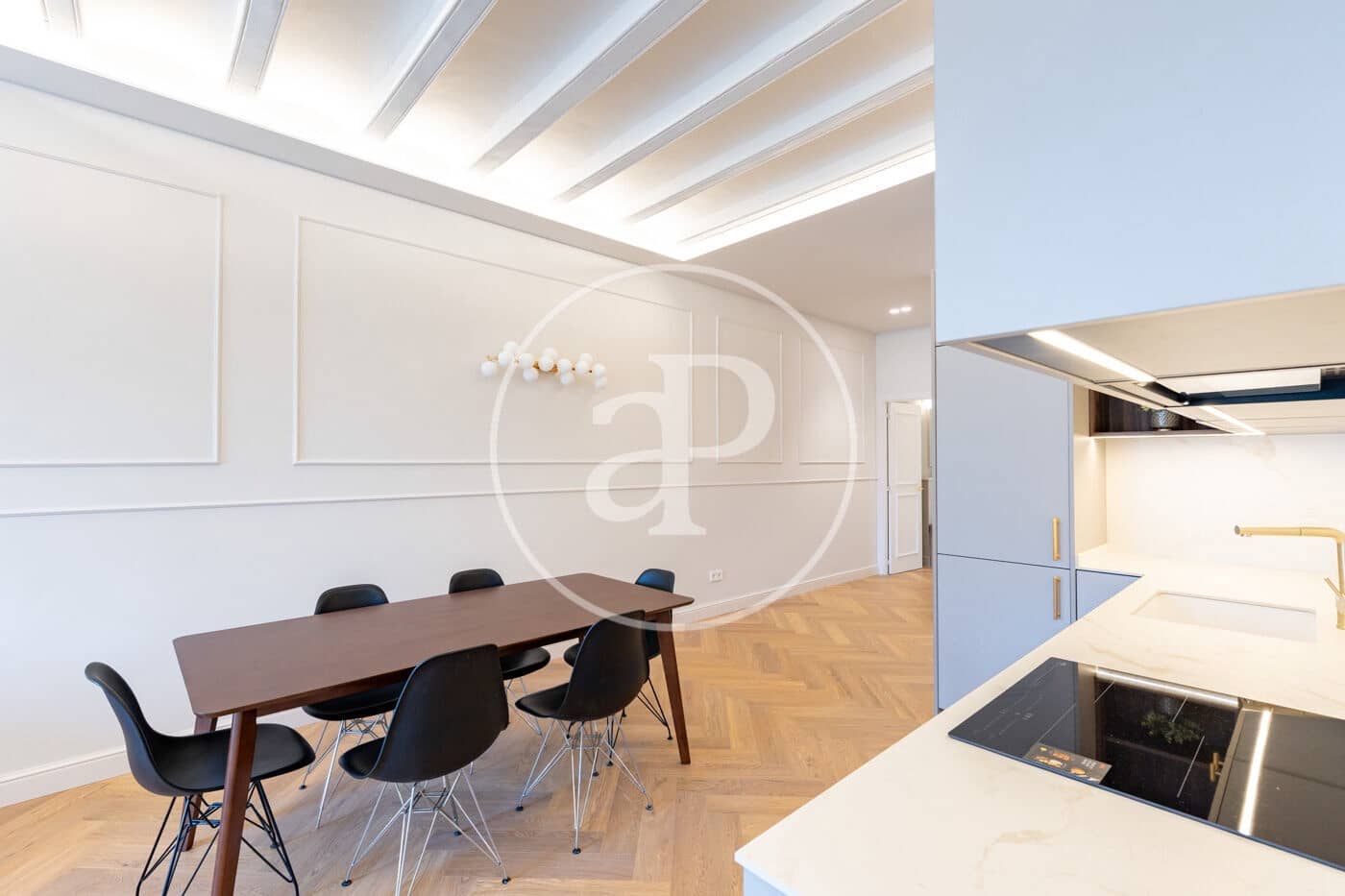 2 slaapkamer Appartement te koop in Barcelona stad met zwembad - € 920.000 (Ref: 9954228)