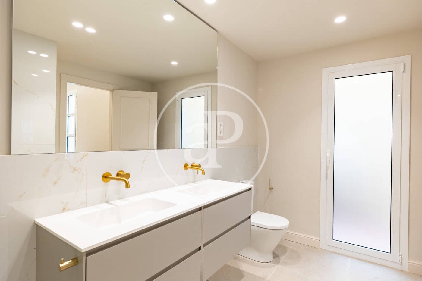 2 slaapkamer Appartement te koop in Barcelona stad met zwembad - € 920.000 (Ref: 9954228)