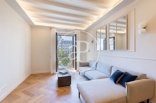 2 soveværelse Lejlighed til salg i Sant Pere, Santa Caterina i La Ribera, Barcelona by med swimmingpool - € 920.000 (Ref: 9954228)