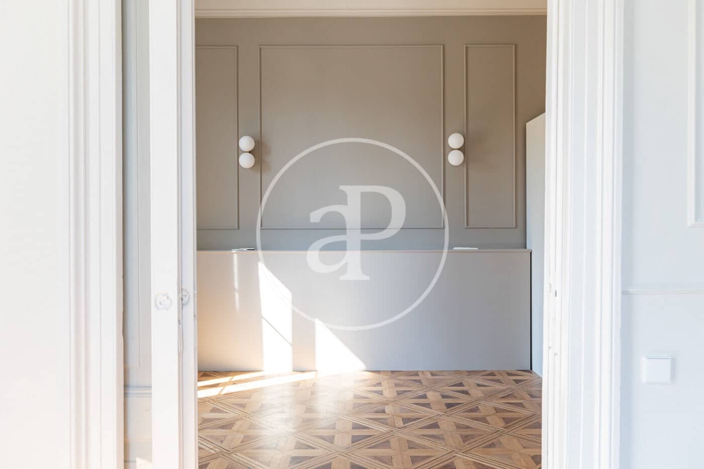 2 slaapkamer Appartement te koop in Barcelona stad met zwembad - € 1.050.000 (Ref: 9954230)