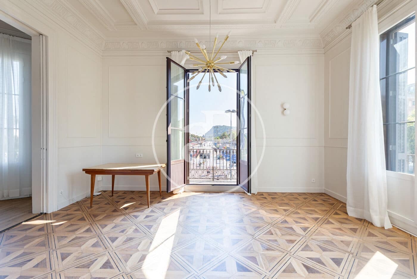 2 slaapkamer Appartement te koop in Barcelona stad met zwembad - € 1.050.000 (Ref: 9954230)