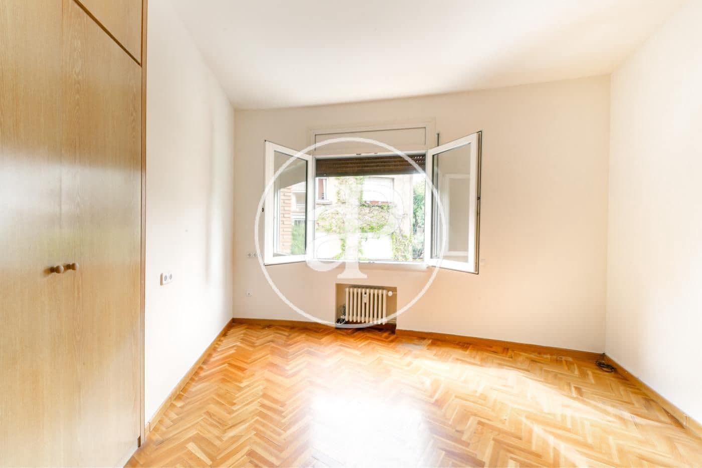 4 bedroom Apartment for rent in Barcelona city with garage - € 2,969 (Ref: 9954231)
