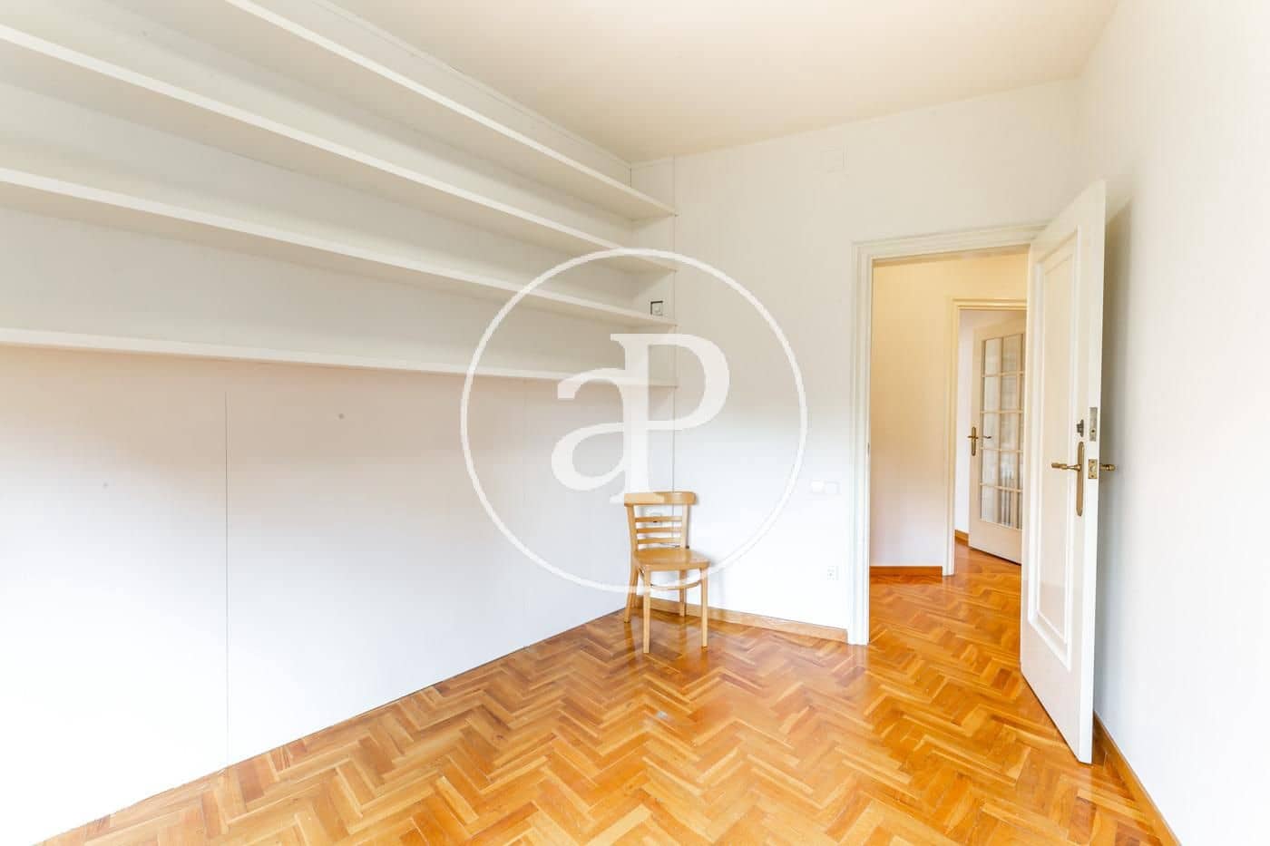 4 bedroom Apartment for rent in Barcelona city with garage - € 2,969 (Ref: 9954231)