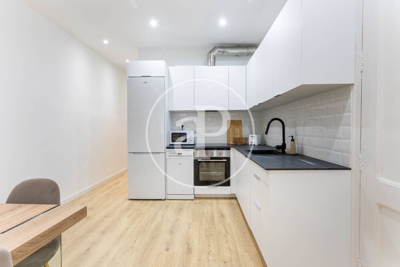 2 bedroom Apartment for rent in Barcelona city - € 2,400 (Ref: 9957965)