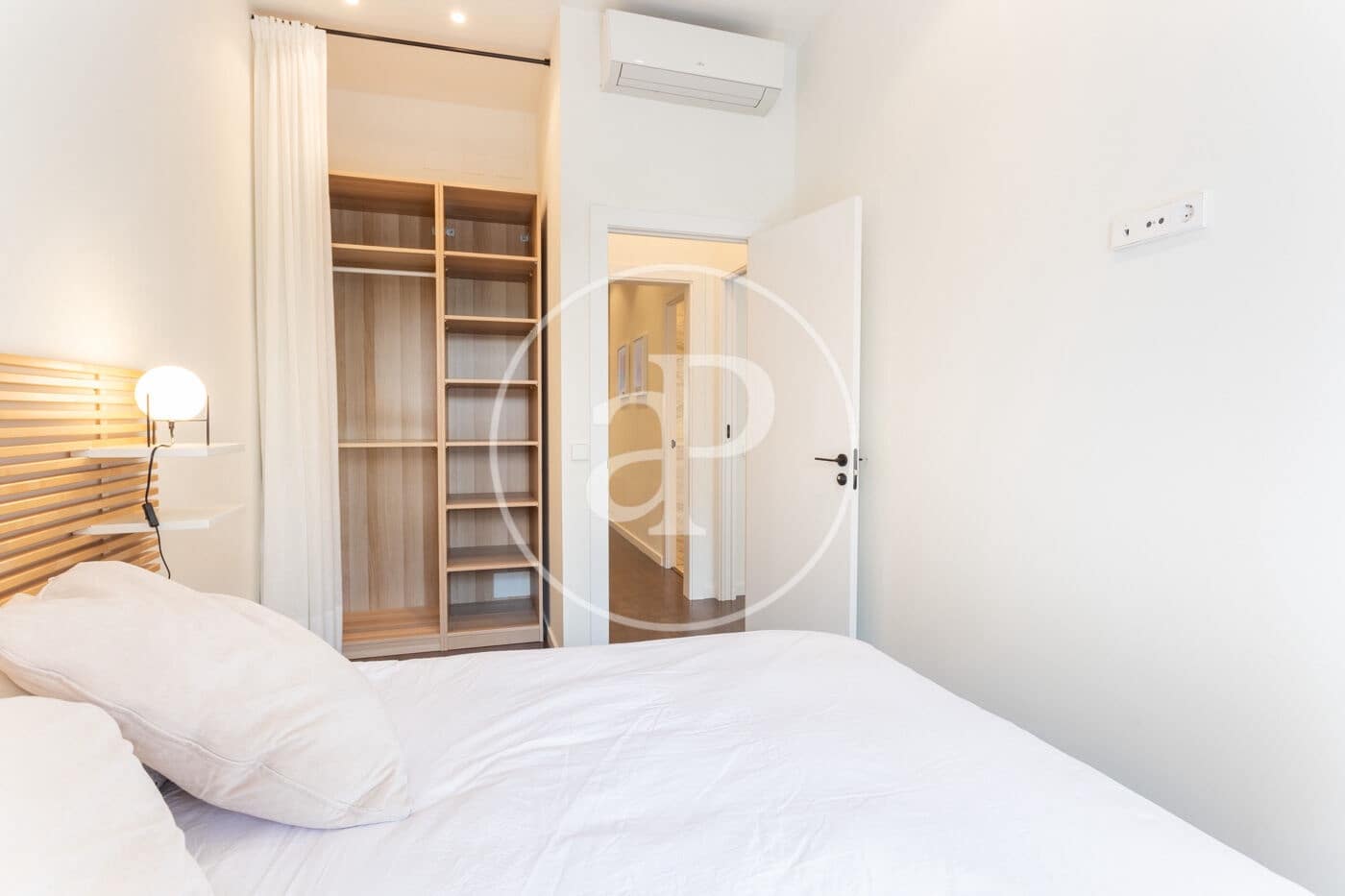 2 soveværelse Lejlighed til leje i Barcelona by - € 2.850 (Ref: 9957966)