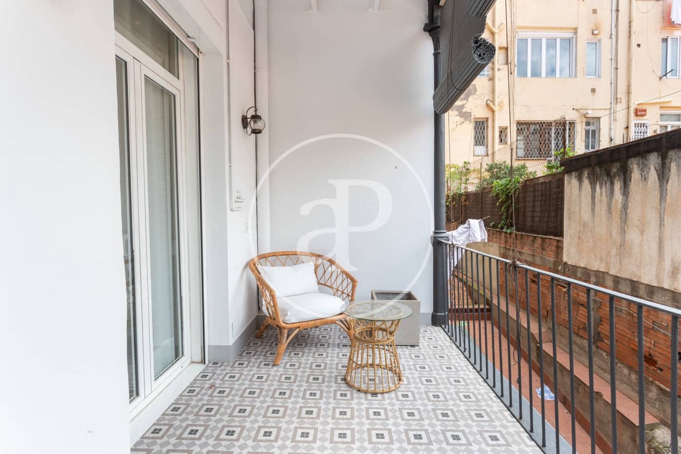 2 soveværelse Lejlighed til leje i Barcelona by - € 2.850 (Ref: 9957966)