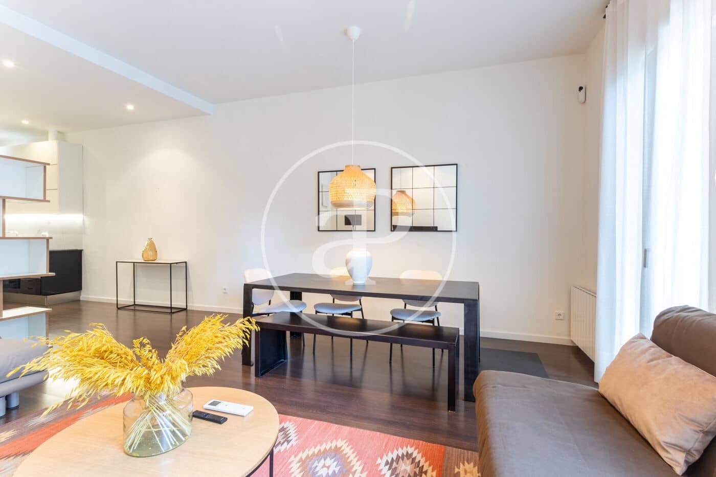 2 soveværelse Lejlighed til leje i Barcelona by - € 2.850 (Ref: 9957966)