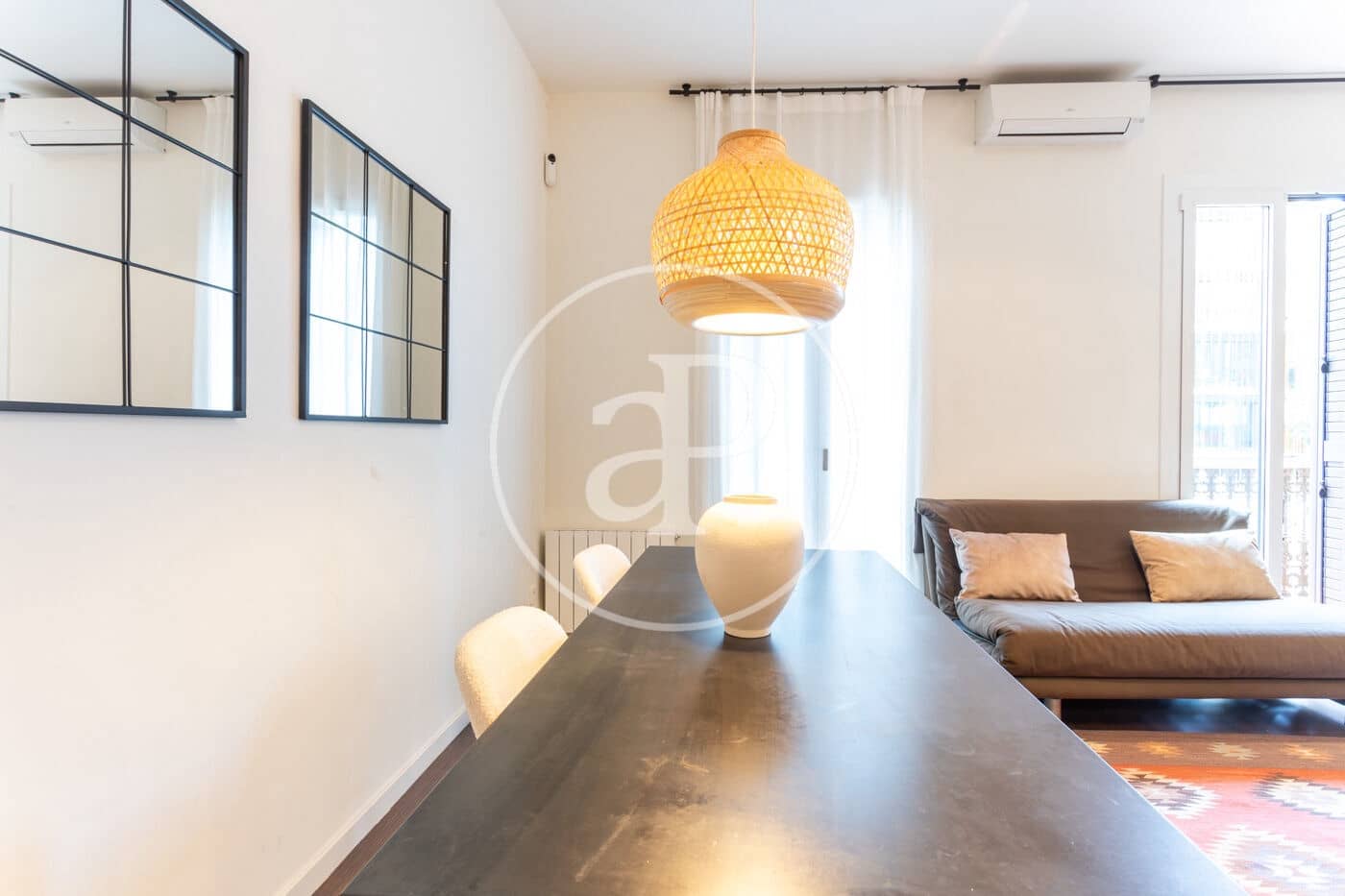 2 soveværelse Lejlighed til leje i Barcelona by - € 2.850 (Ref: 9957966)