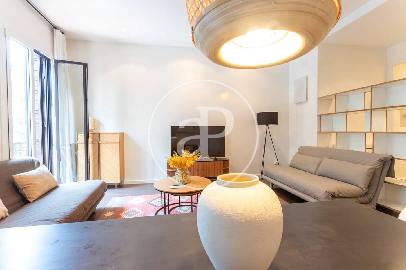 2 soveværelse Lejlighed til leje i Barcelona by - € 2.850 (Ref: 9957966)