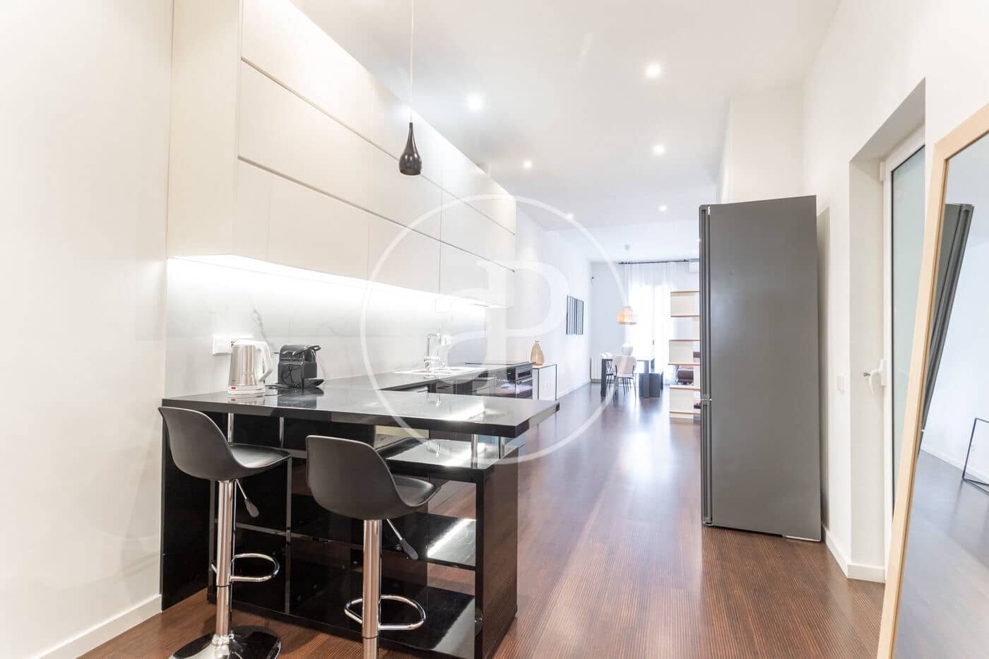 2 soveværelse Lejlighed til leje i Barcelona by - € 2.850 (Ref: 9957966)