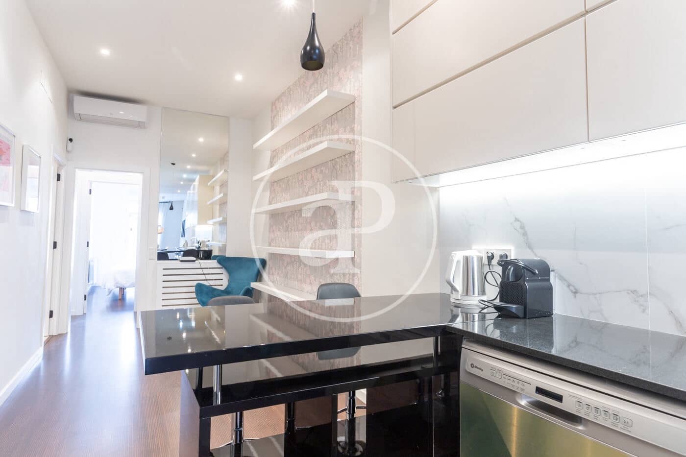 2 soveværelse Lejlighed til leje i Barcelona by - € 2.850 (Ref: 9957966)