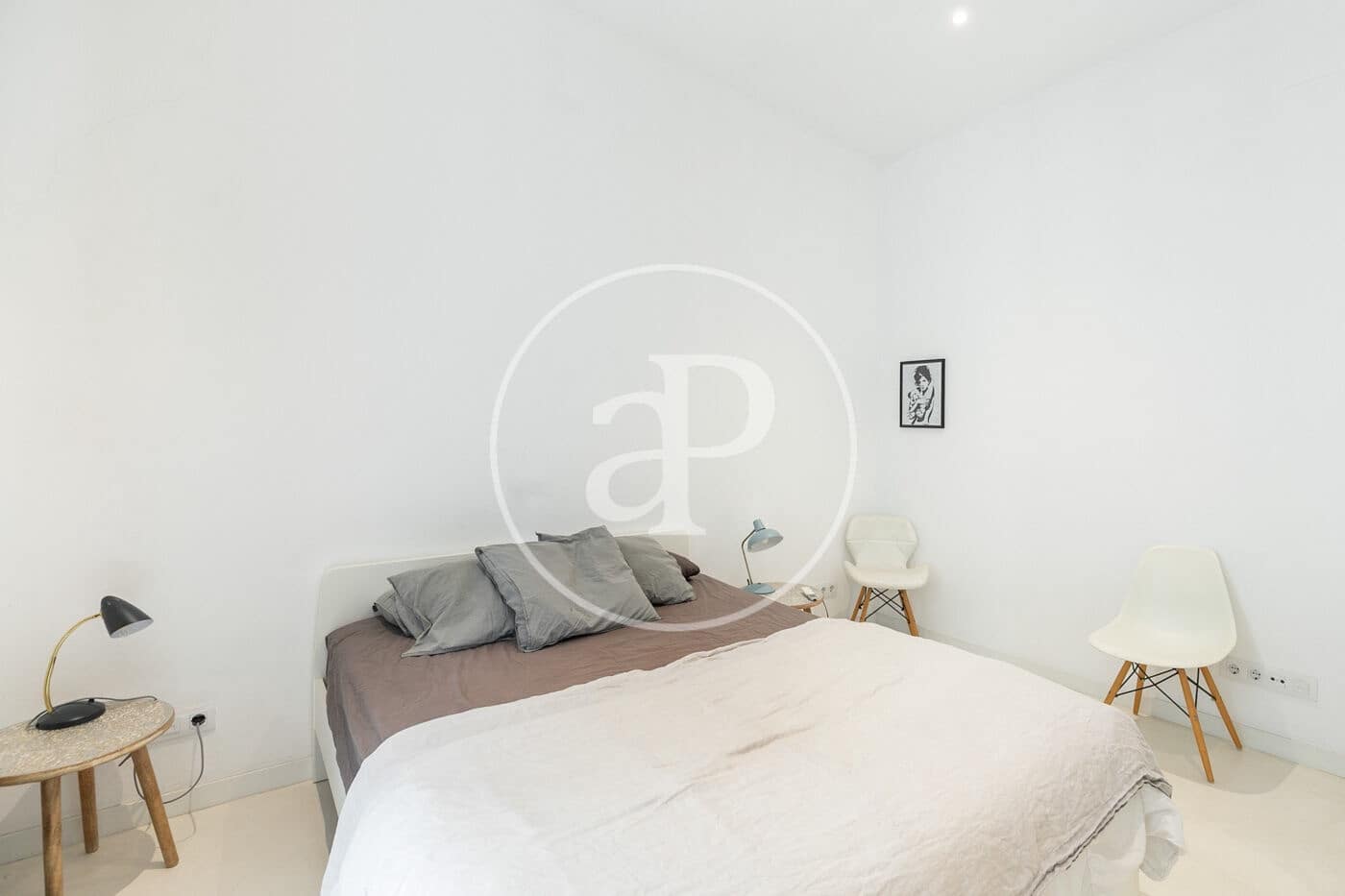 2 soveværelse Lejlighed til leje i Barcelona by - € 2.500 (Ref: 9957968)