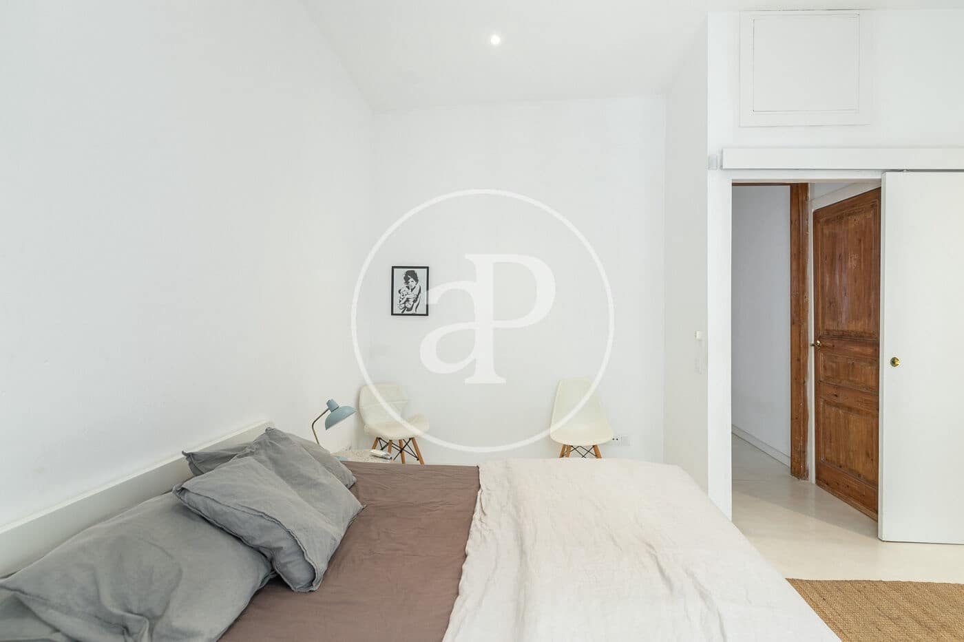 2 soveværelse Lejlighed til leje i Barcelona by - € 2.500 (Ref: 9957968)