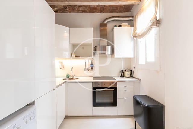 2 soveværelse Lejlighed til leje i La Dreta de L'Eixample, Barcelona by - € 2.500 (Ref: 9957968)