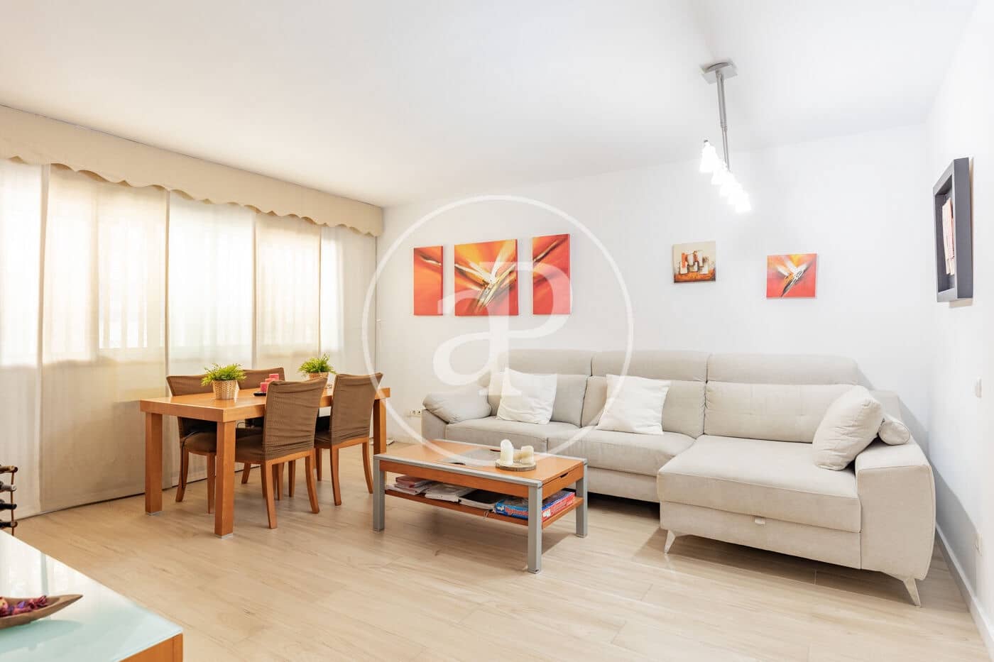 3 bedroom Apartment for sale in Cerdanyola del Valles - € 420,000 (Ref: 9959774)