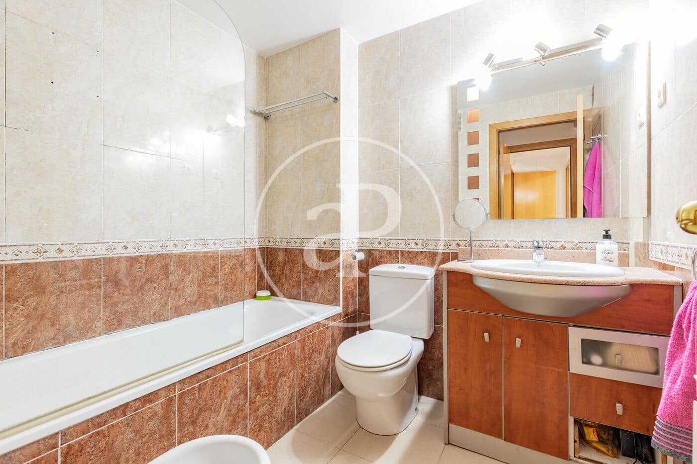 3 bedroom Apartment for sale in Cerdanyola del Valles - € 420,000 (Ref: 9959774)