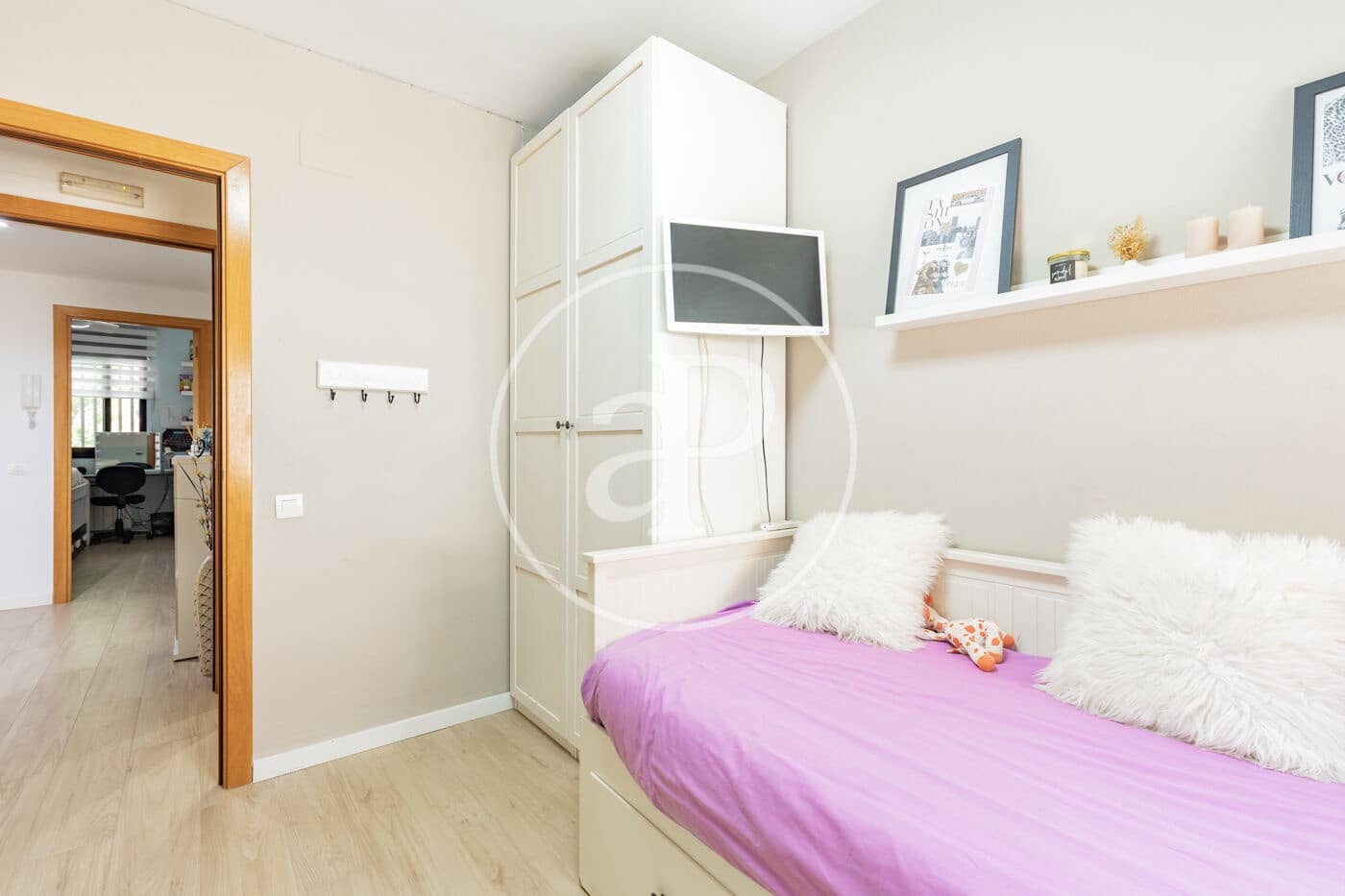 3 bedroom Apartment for sale in Cerdanyola del Valles - € 420,000 (Ref: 9959774)