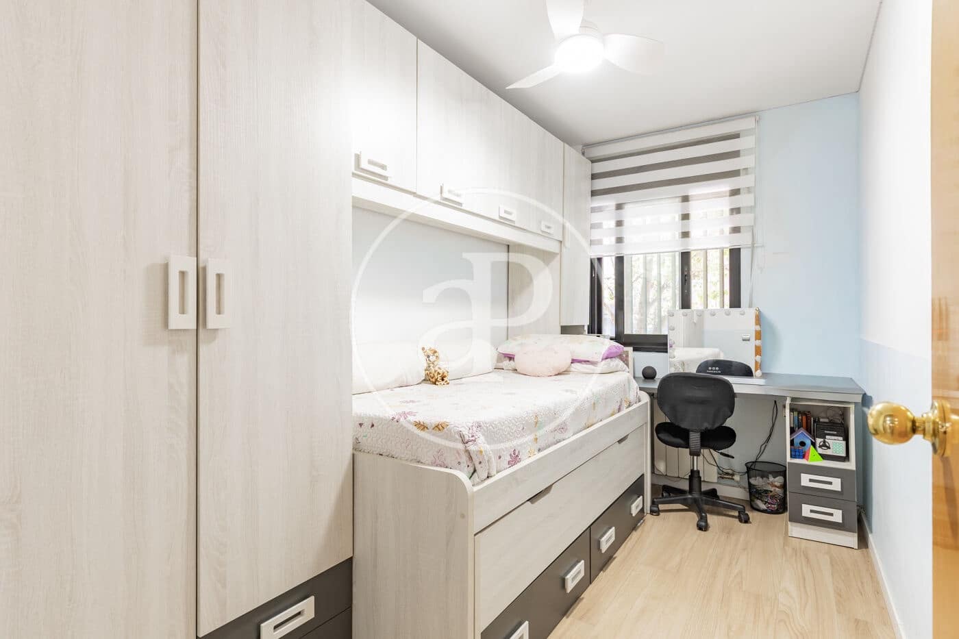 3 bedroom Apartment for sale in Cerdanyola del Valles - € 420,000 (Ref: 9959774)