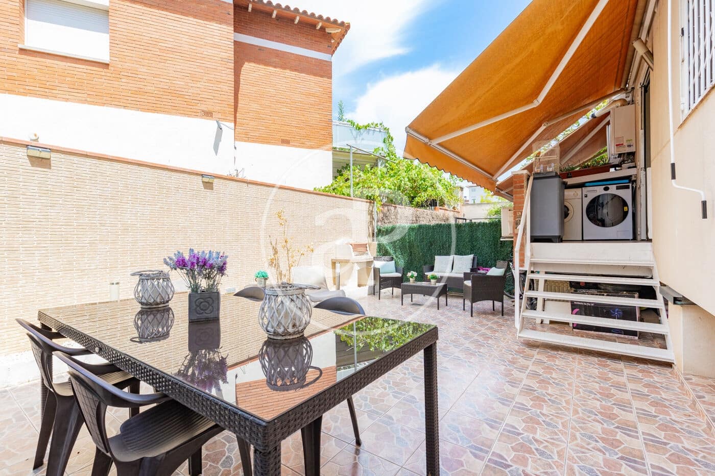 3 bedroom Apartment for sale in Cerdanyola del Valles - € 420,000 (Ref: 9959774)
