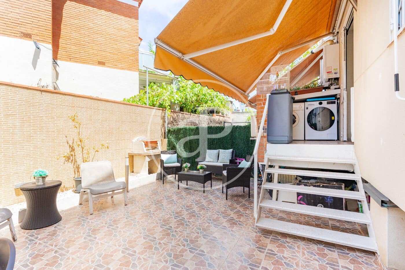 3 bedroom Apartment for sale in Cerdanyola del Valles - € 420,000 (Ref: 9959774)