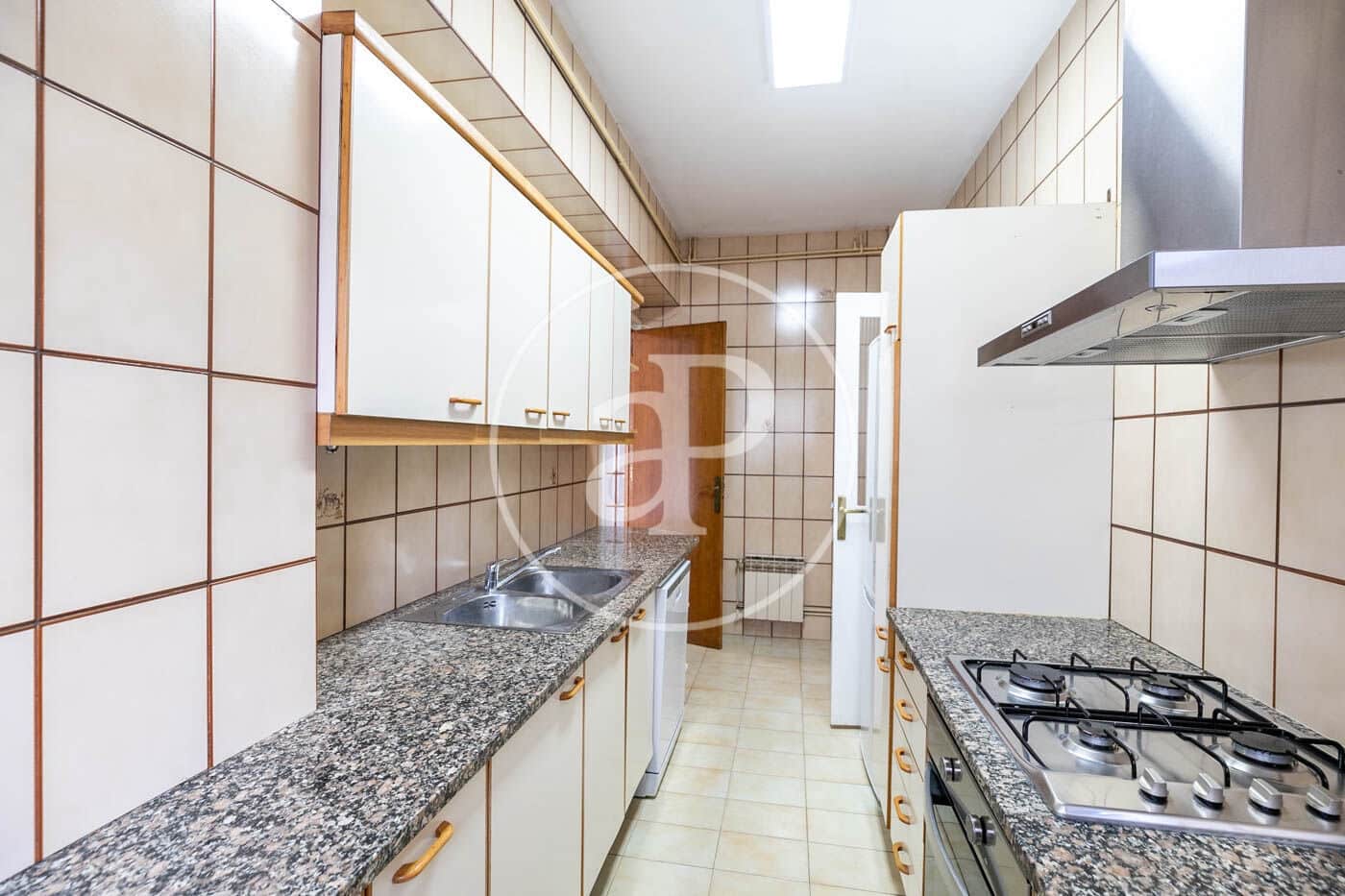 4 bedroom Apartment for rent in Barcelona city - € 2,228 (Ref: 9959775)