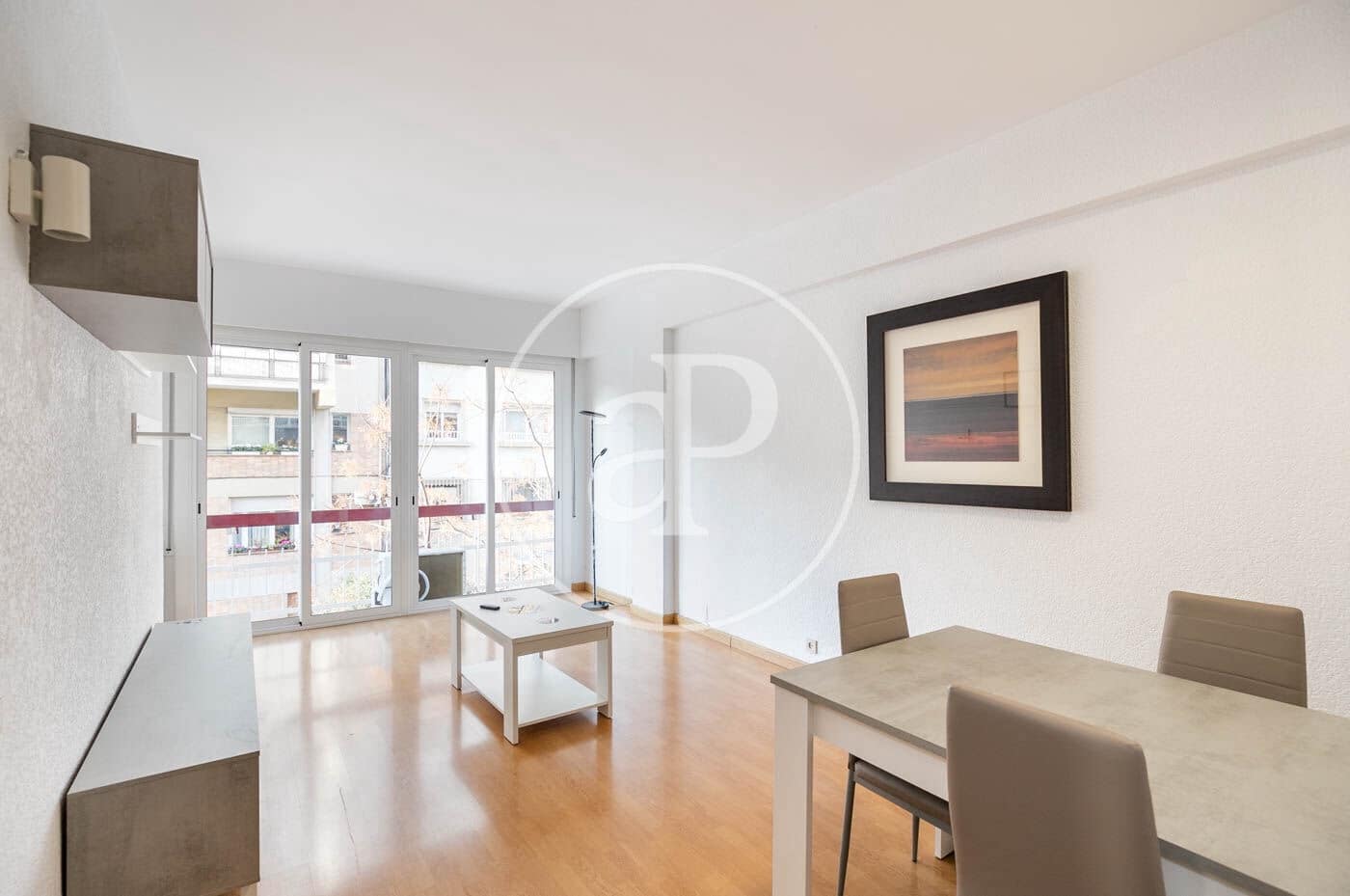 4 bedroom Apartment for rent in Barcelona city - € 2,228 (Ref: 9959775)