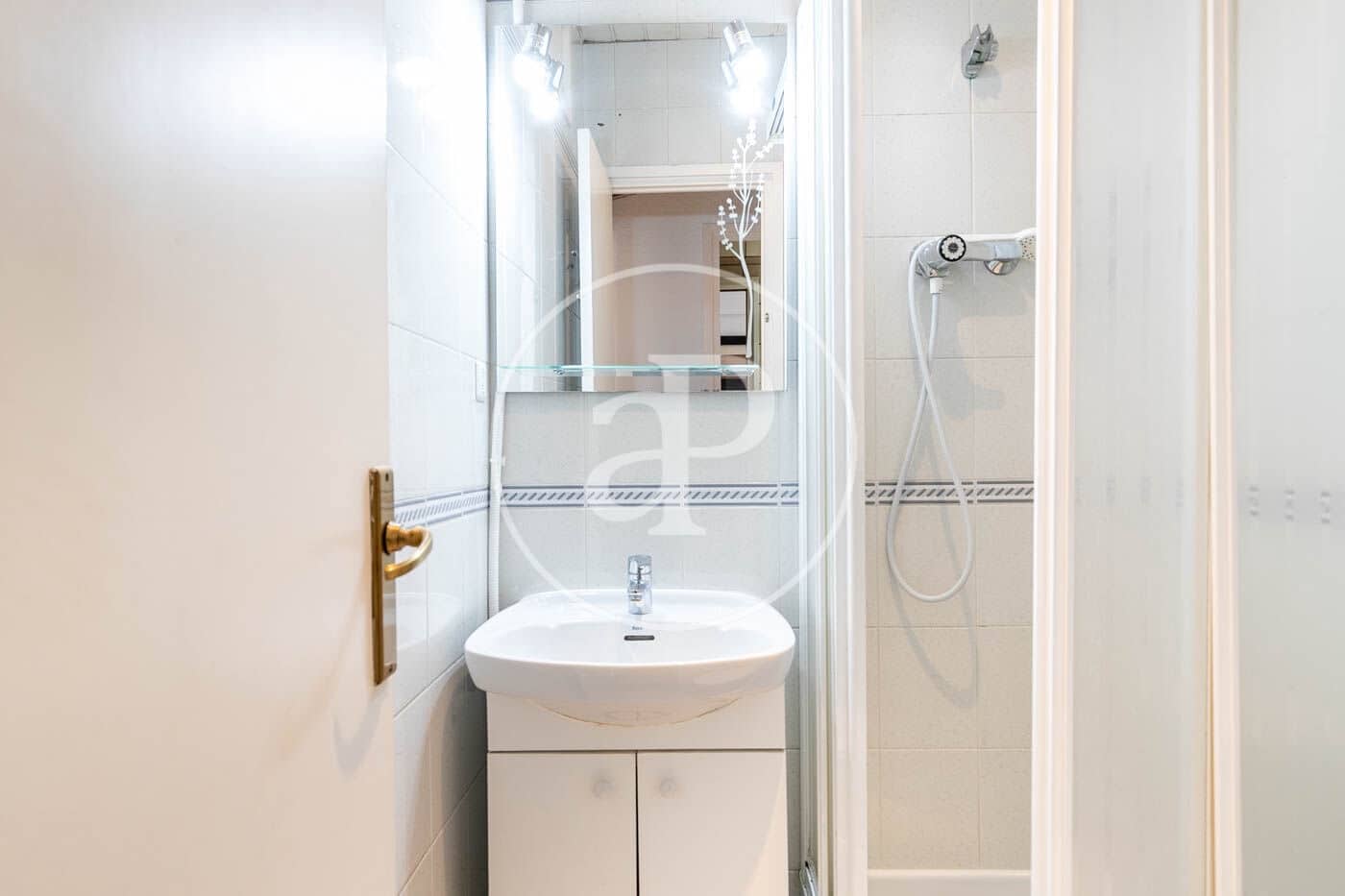 4 bedroom Apartment for rent in Barcelona city - € 2,228 (Ref: 9959775)