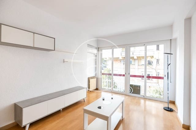 4 bedroom Apartment for rent in Sarrià, Barcelona city - € 2,228 (Ref: 9959775)