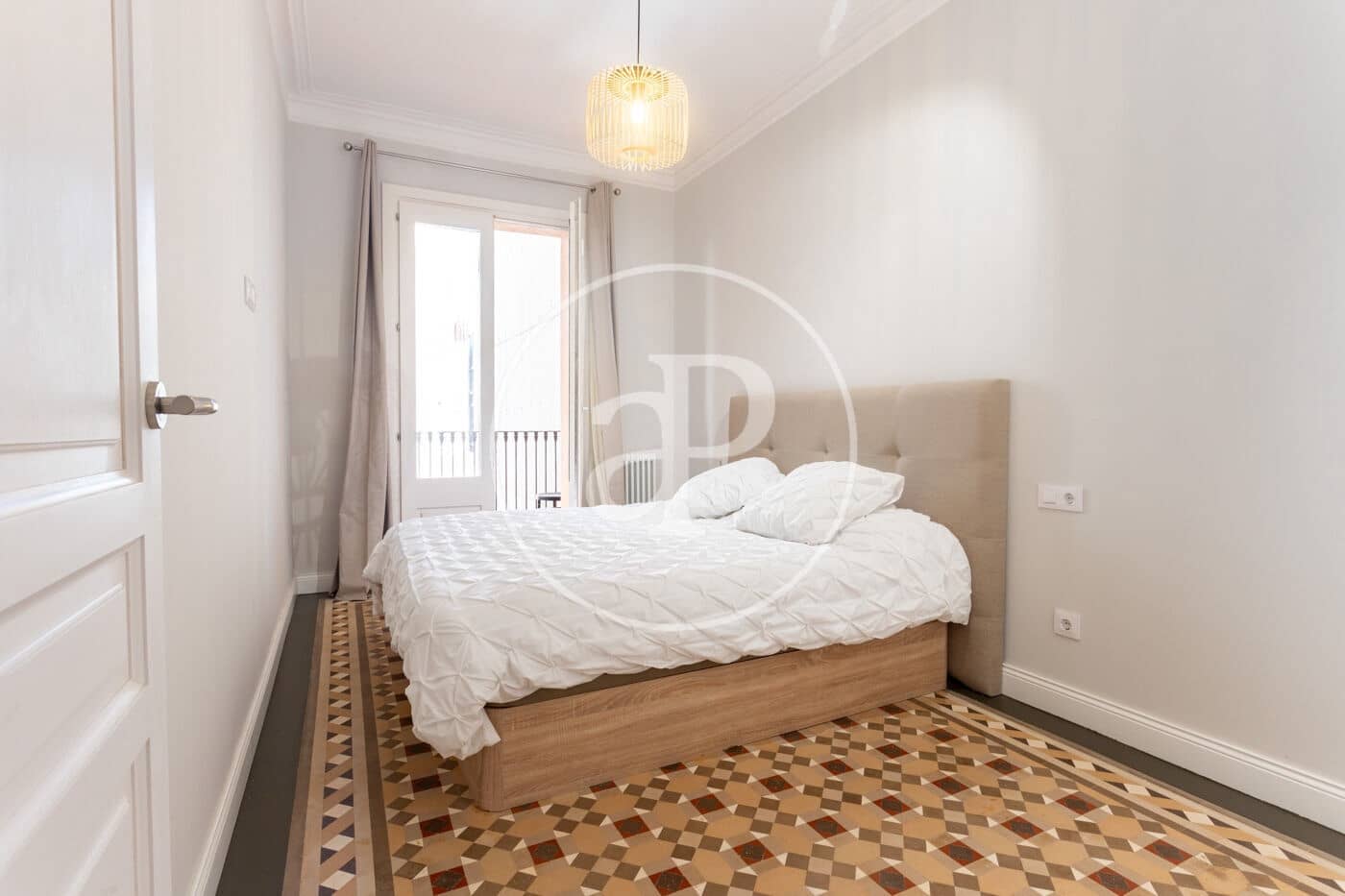 3 quarto Apartamento para arrendar em Barcelona cidade - 4 500 € (Ref: 9959776)