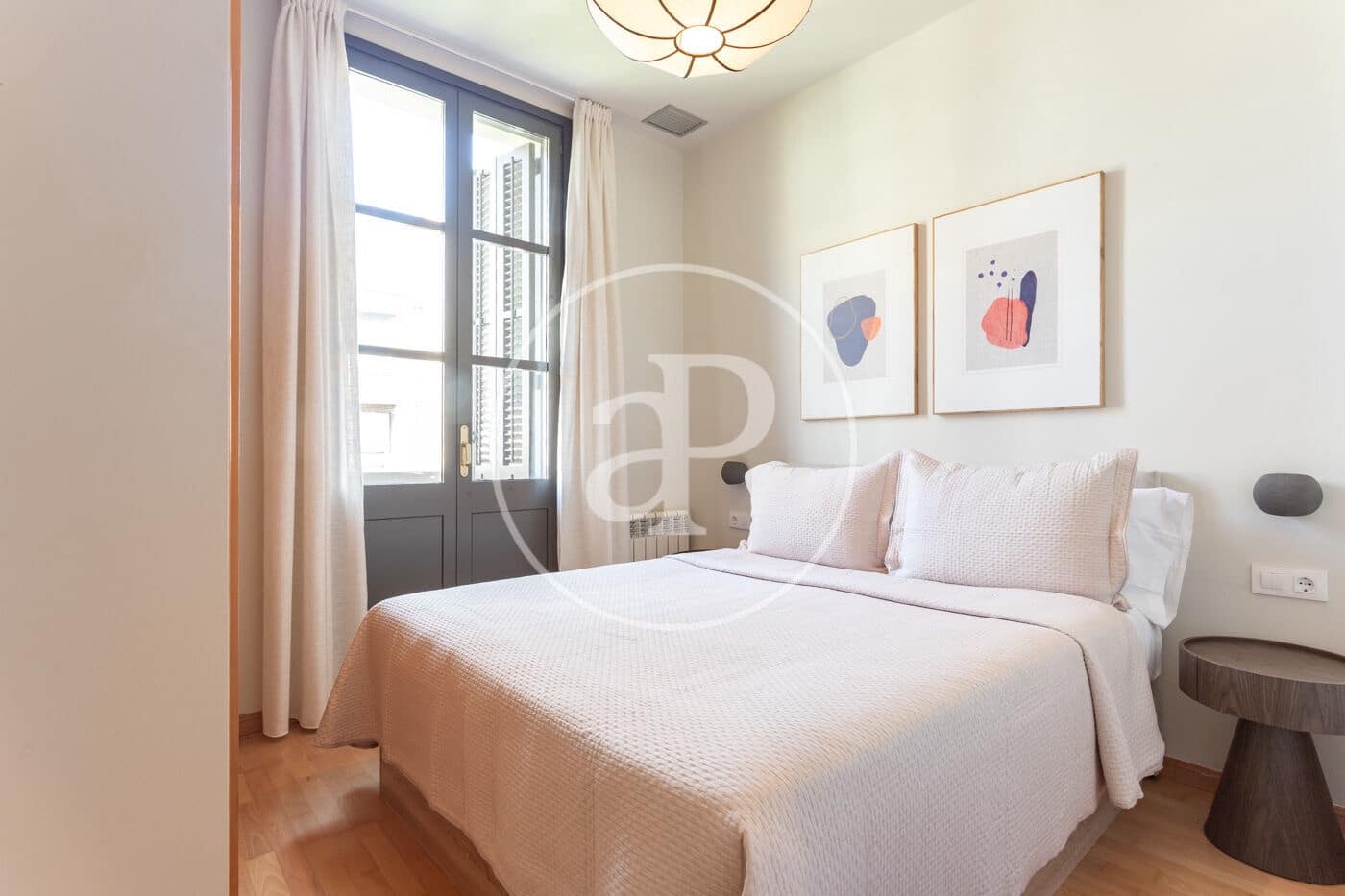 3 quarto Apartamento para arrendar em Barcelona cidade - 2 800 € (Ref: 9959777)