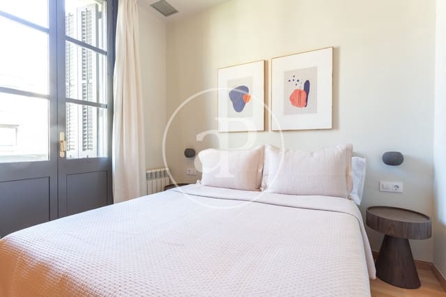 3 quarto Apartamento para arrendar em La Sagrada Família, Barcelona cidade - 2 800 € (Ref: 9959777)