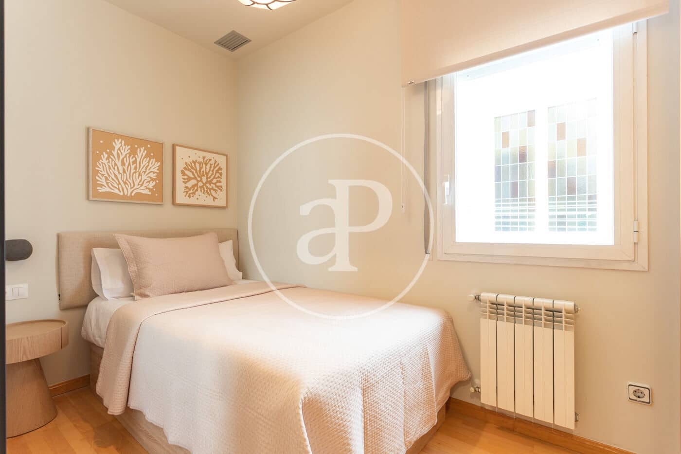 3 quarto Apartamento para arrendar em Barcelona cidade - 2 800 € (Ref: 9959777)