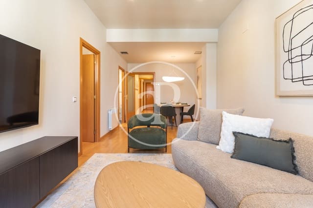 3 quarto Apartamento para arrendar em La Sagrada Família, Barcelona cidade - 2 800 € (Ref: 9959777)